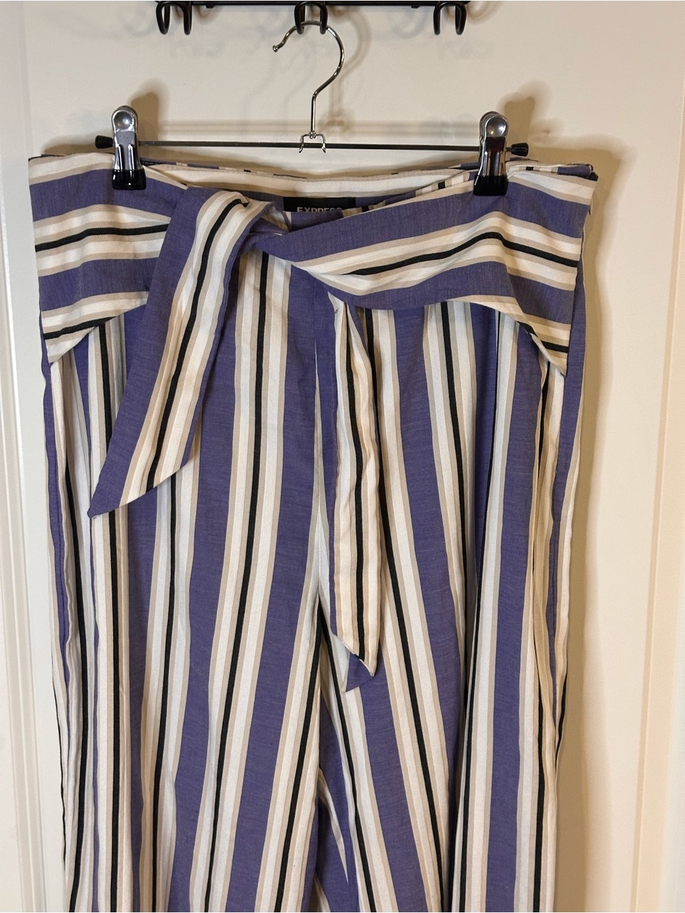 Express High Rise Cropped Culottes Blue White Navy Stripes